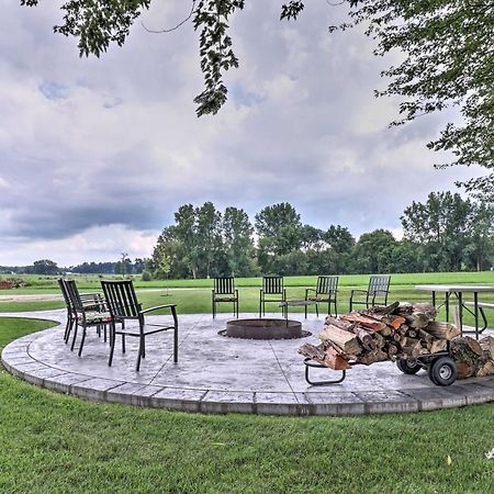 Cozy Haven Of Rest Home With Amish Country Views! Shipshewana Exterior photo