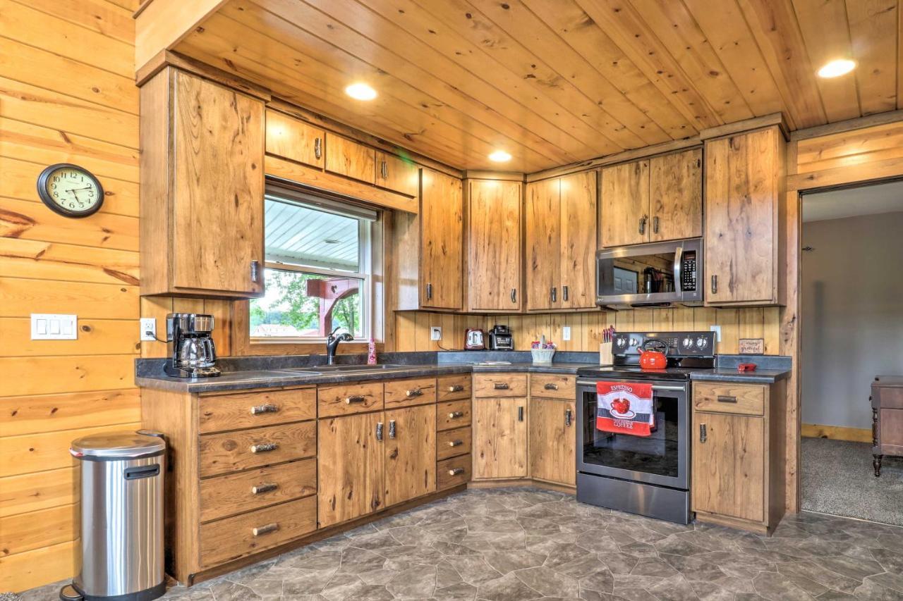 Cozy Haven Of Rest Home With Amish Country Views! Shipshewana Exterior photo